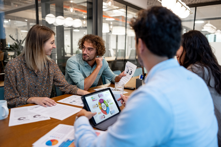 Entenda como escolher o melhor software de vendas para a empresa